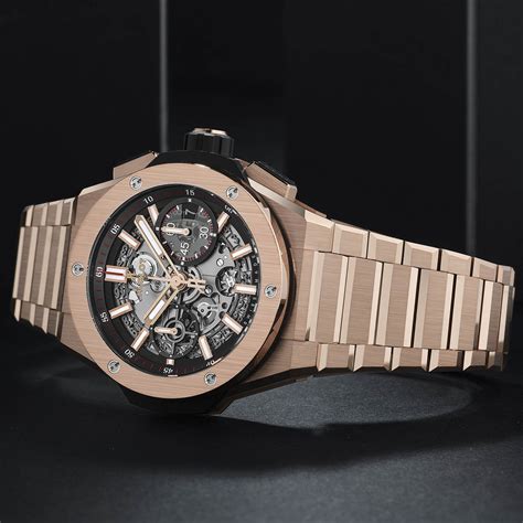 hublot big bang king black strap gold face watch